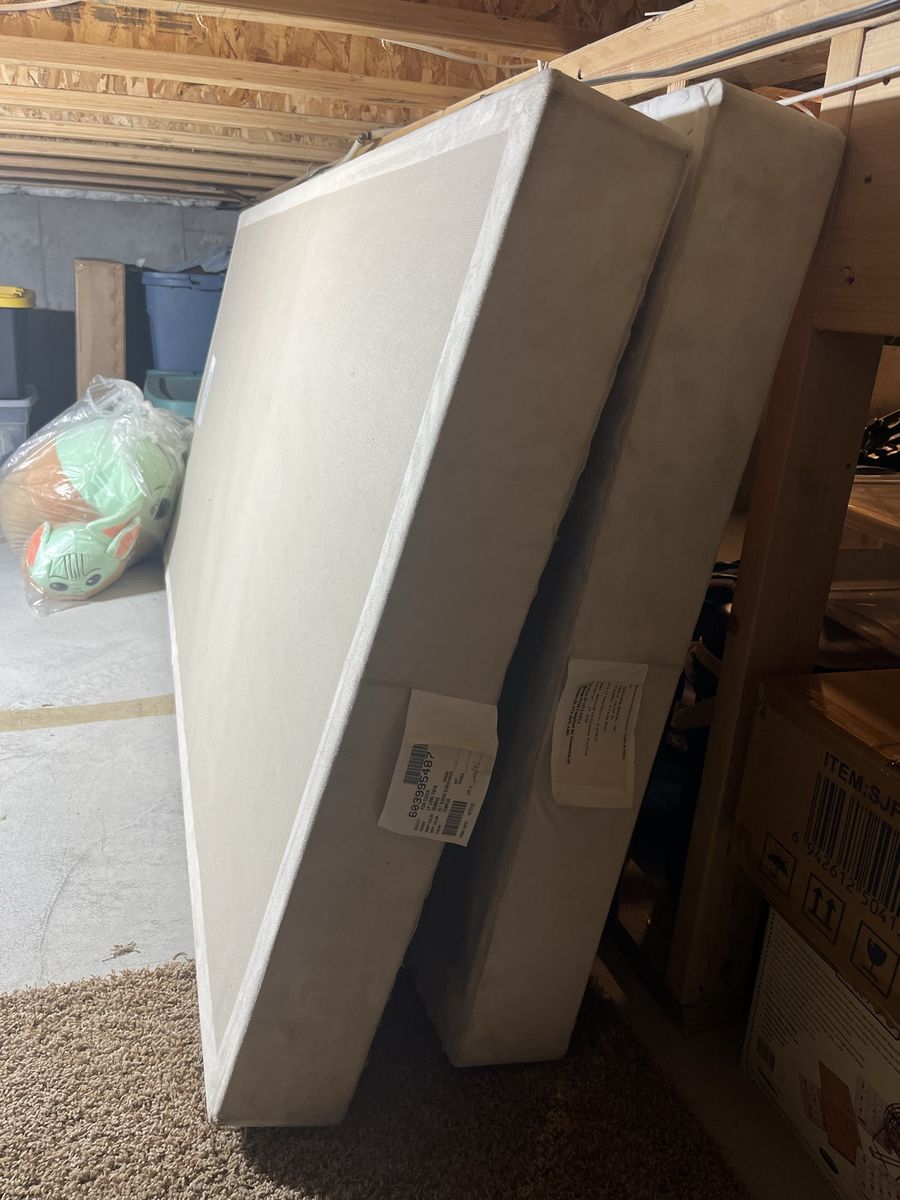 Twin size xl box springs