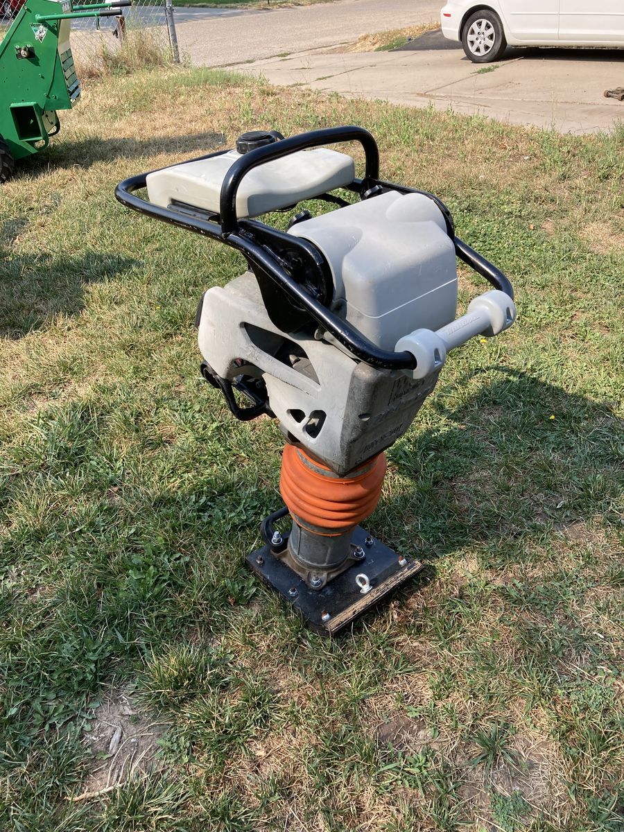 Mikasa MTX-70 Jumping Jack Compactor Tamper Rammer