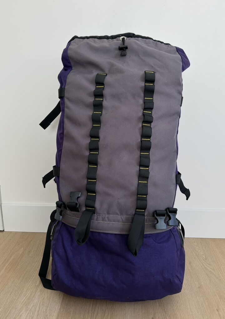 Nice Comfy Adjustable Hiking Backpack