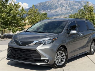 2026 Toyota Sienna XLE 8-Passenger
