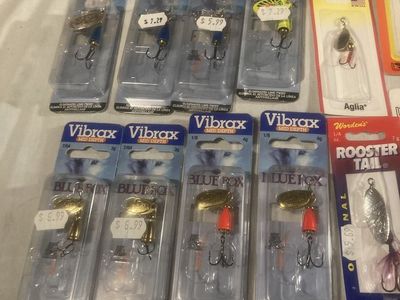 Lot of 26 New Assorted Fishing Lures - Vibrax, Mepps, Worden's, Krocidile, & Blue Fox