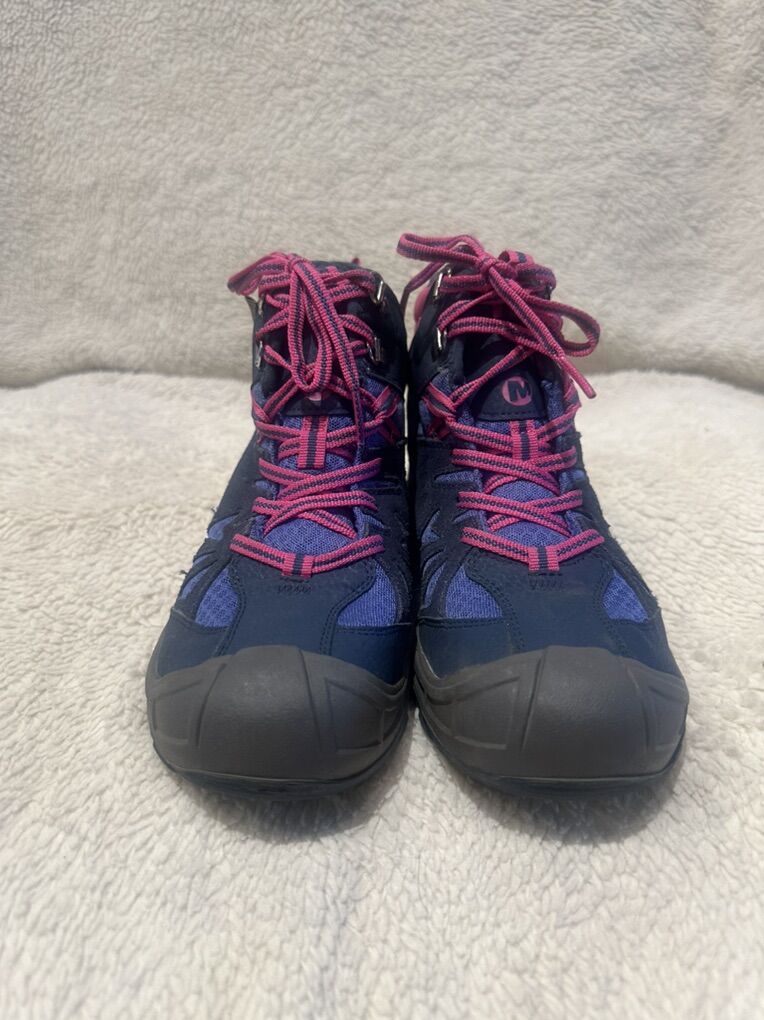 Merrell Youth Size 5 Wtrprf Mid Hiking Boots