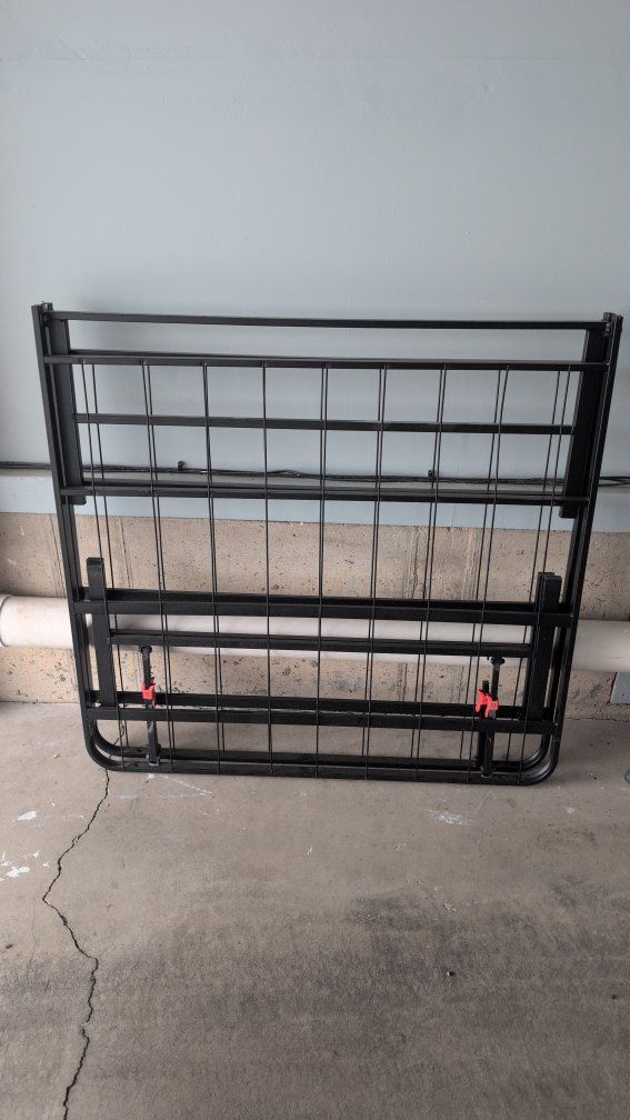 Black Metal Folding Bed Frame