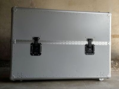 Buxumbox Tourmalte Travel Hard Case FOR RENT