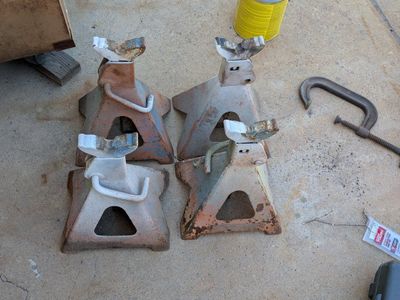 Heavy-Duty Jack Stands - Set of 4, Rust/Patina Finish, Vehicle Support