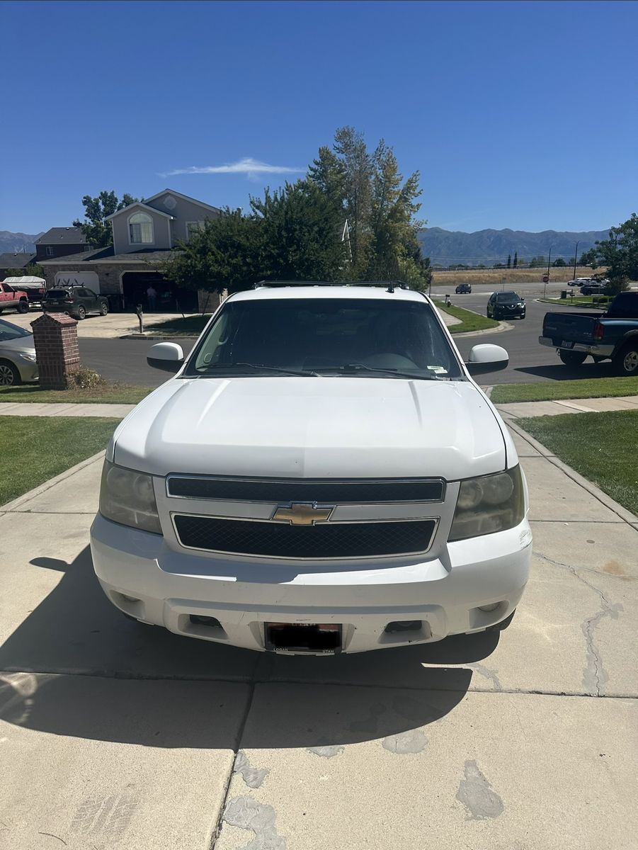 2011 Chevrolet Suburban LS