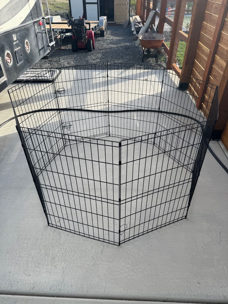 Portable kennel/fence