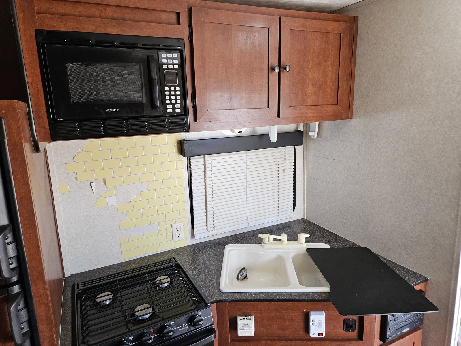 Main image 11
