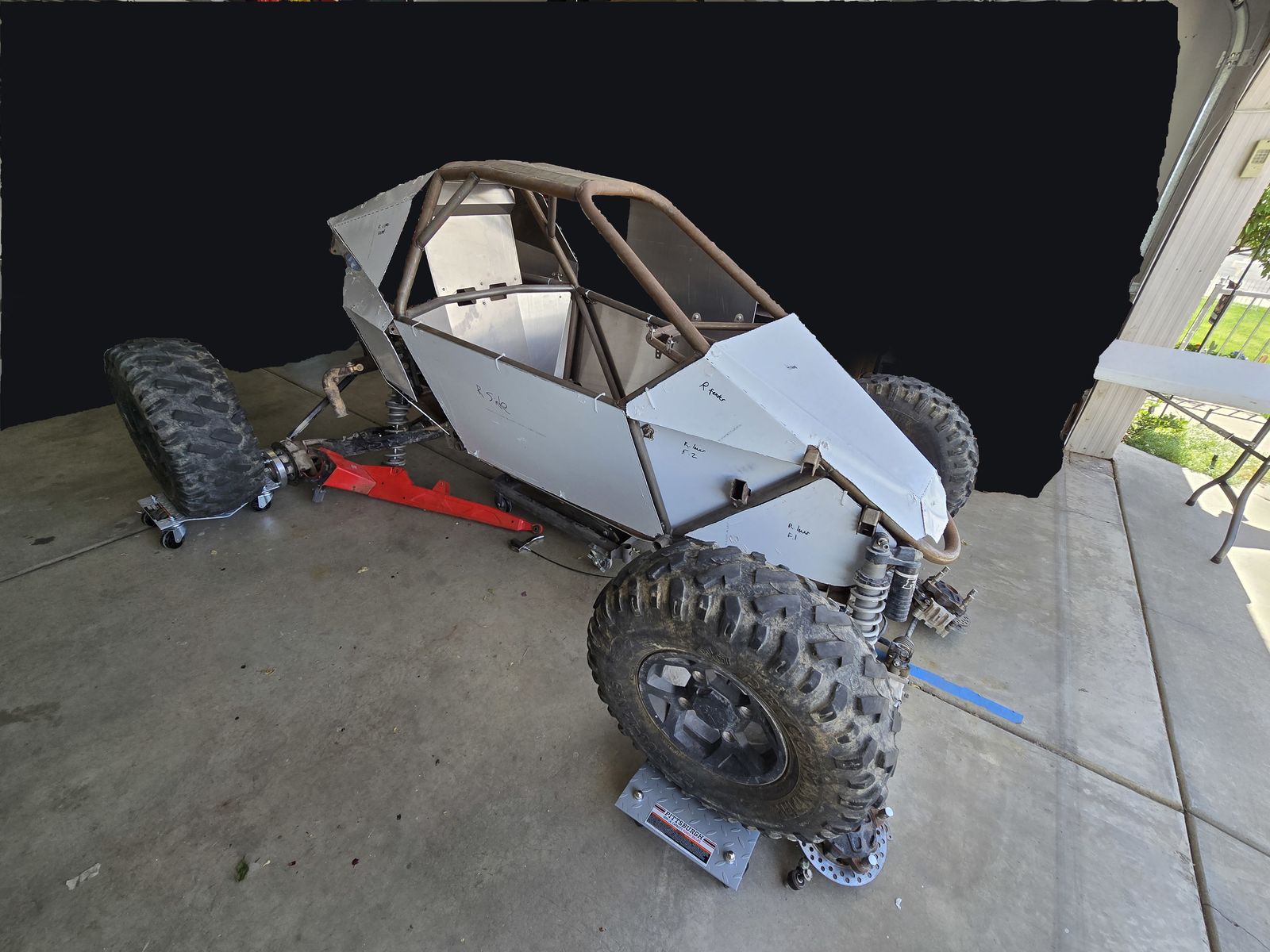 Main image 3