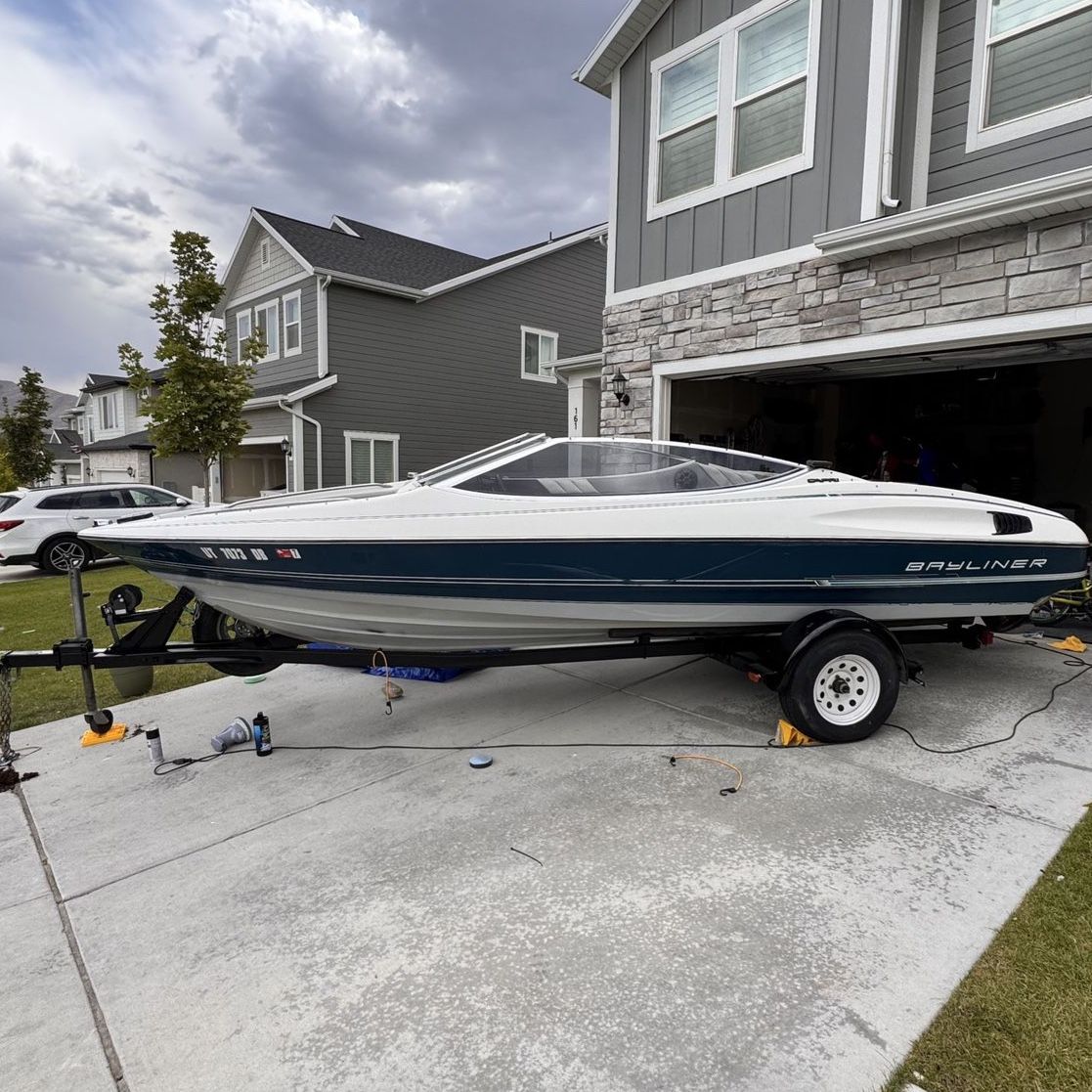 1991 Bayliner Capri