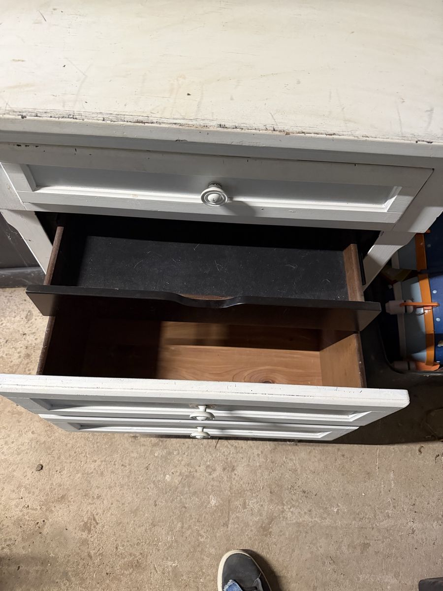 Main image 6