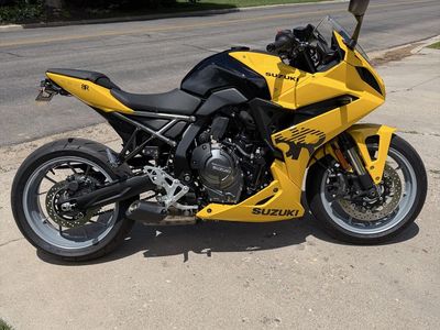 2024 Suzuki GSX-8R MINT COND. 1330 Miles
