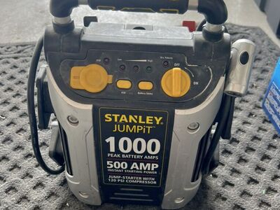Stanley 1,000 Peak Amps Jump Starter