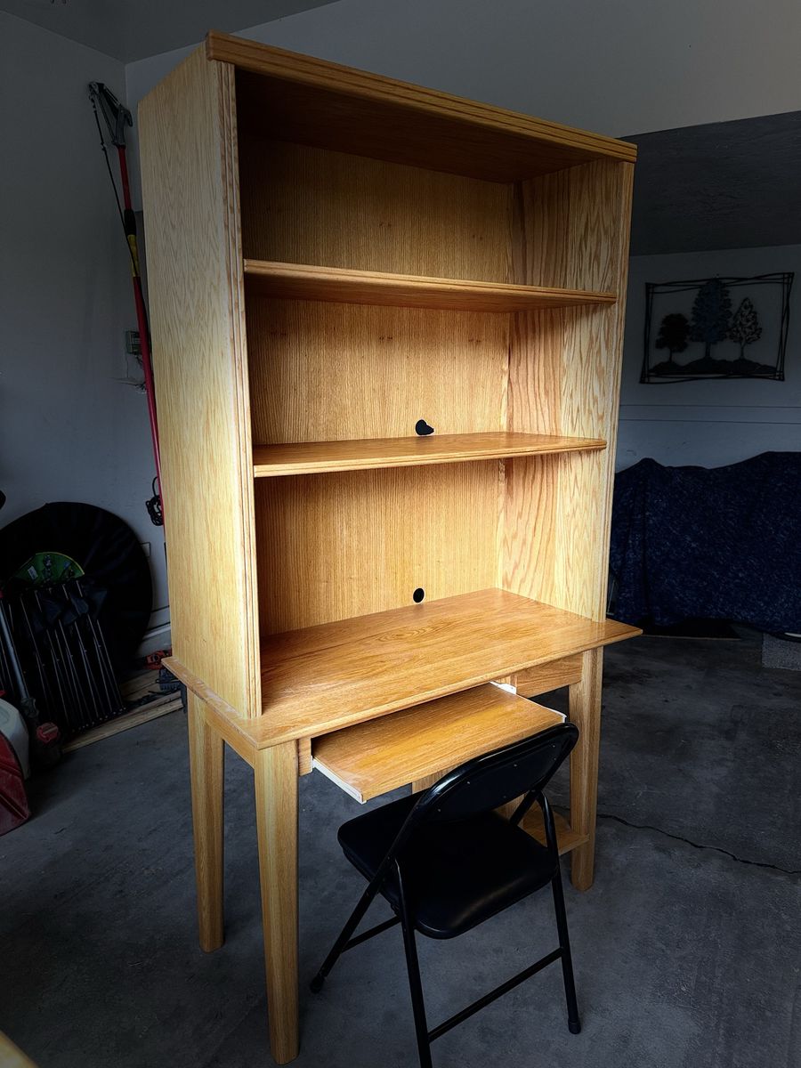 Oak Wood Computer Desk with Hutch and Shelves
