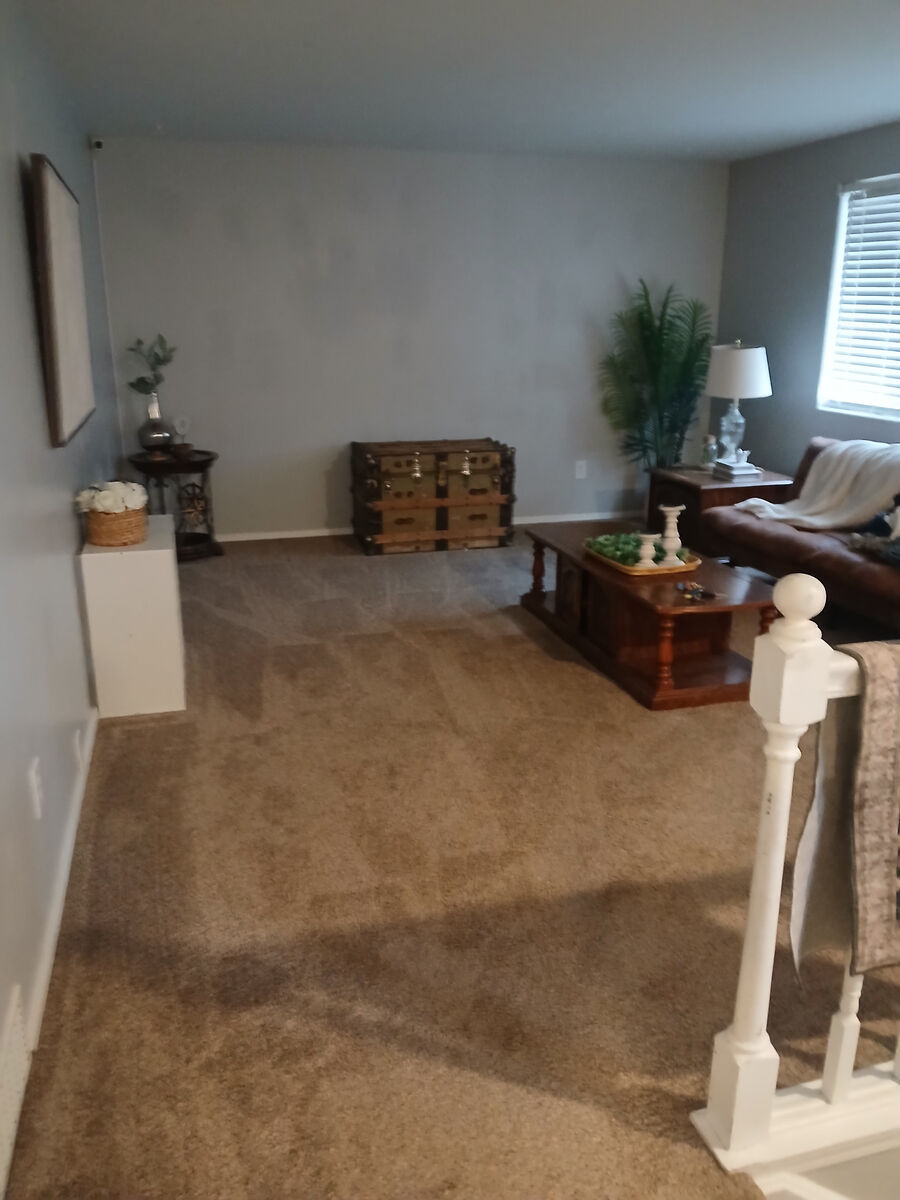 ROOMS FOR RENT LAYTON CITY NEAR EVRETHING SCHOOLS STORES FREEWAY 20 MIN FROM AIRPORT