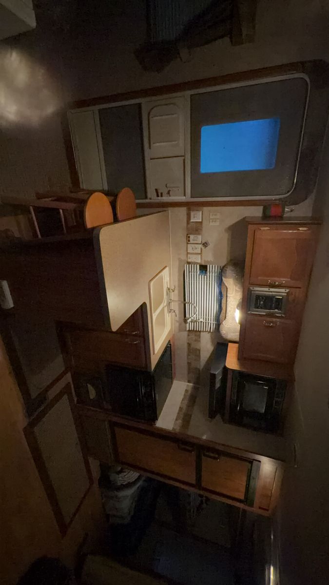 Main image 21