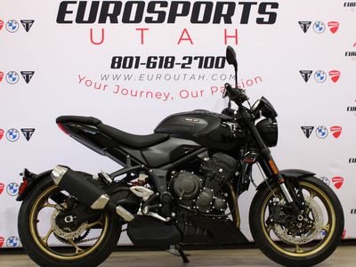 2026 Triumph TRIDENT 800