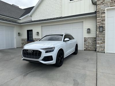 2023 Audi Q8