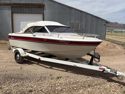 1974 Crestliner Crusader, fishing boat