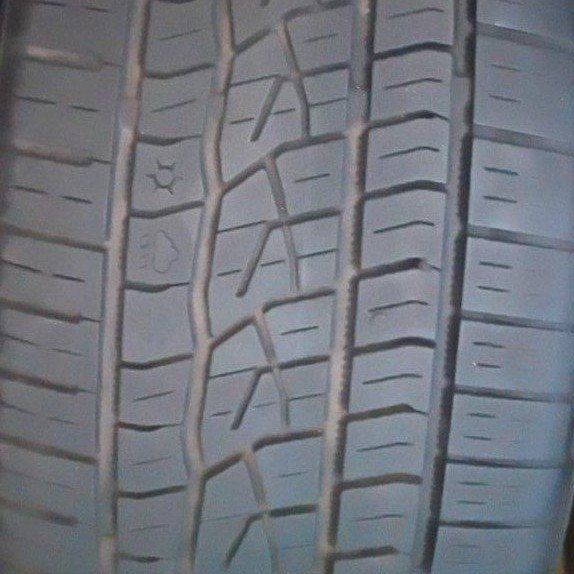 Pair of 225/45ZR17 Tires 