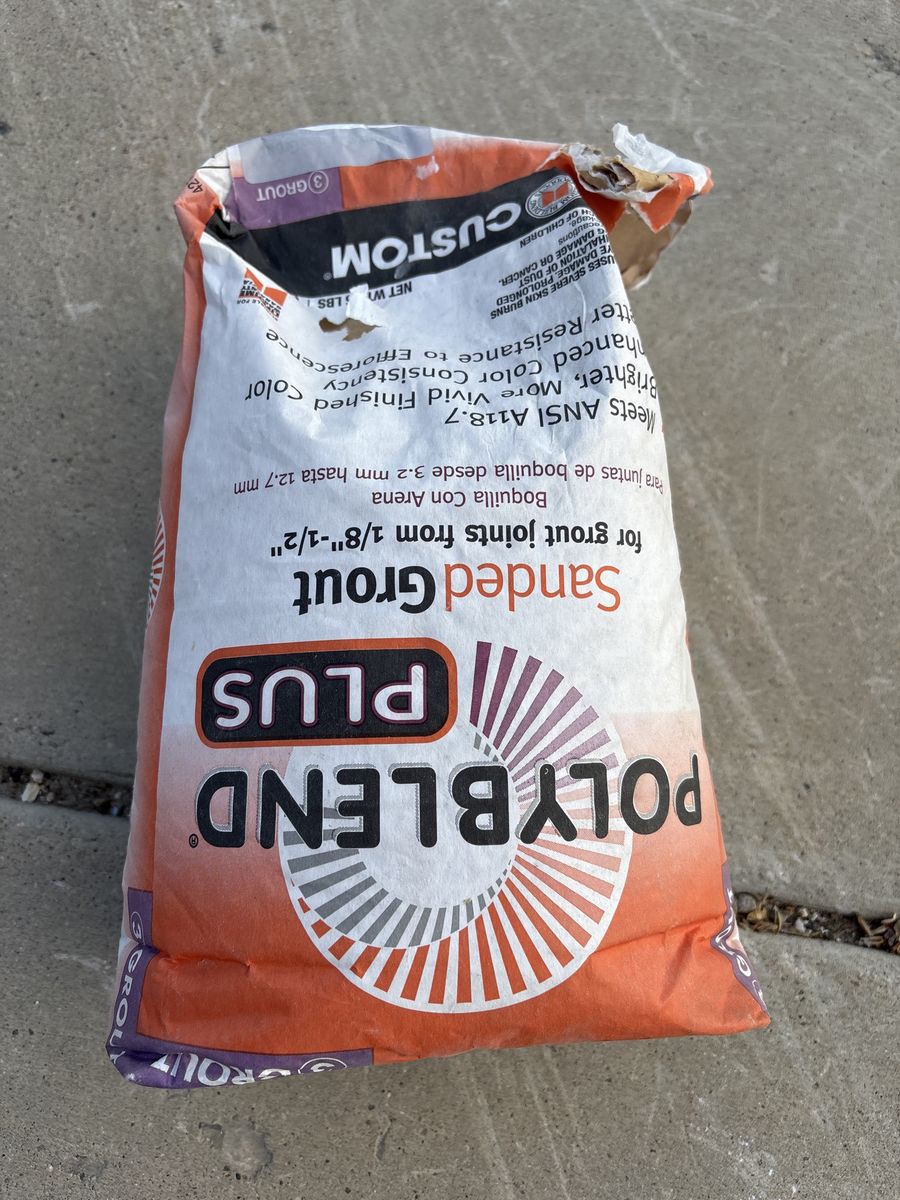 Polyblend Plus Sanded Grout 1/8-1/2 Joints