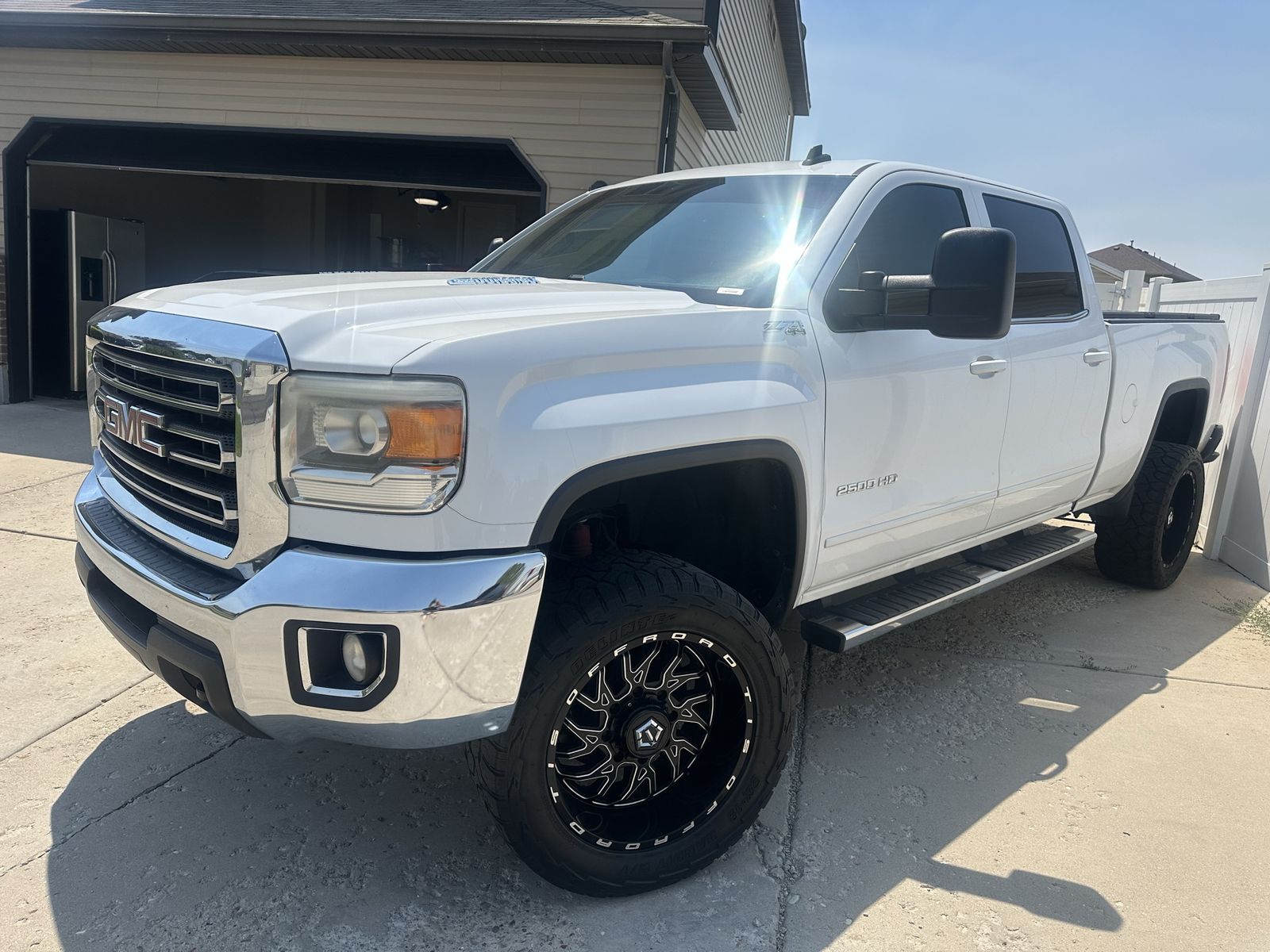 2015 GMC 2500 SLE