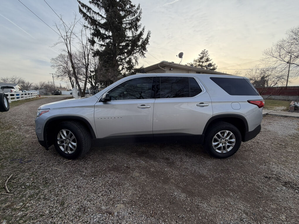 2020 Chevrolet Traverse LS