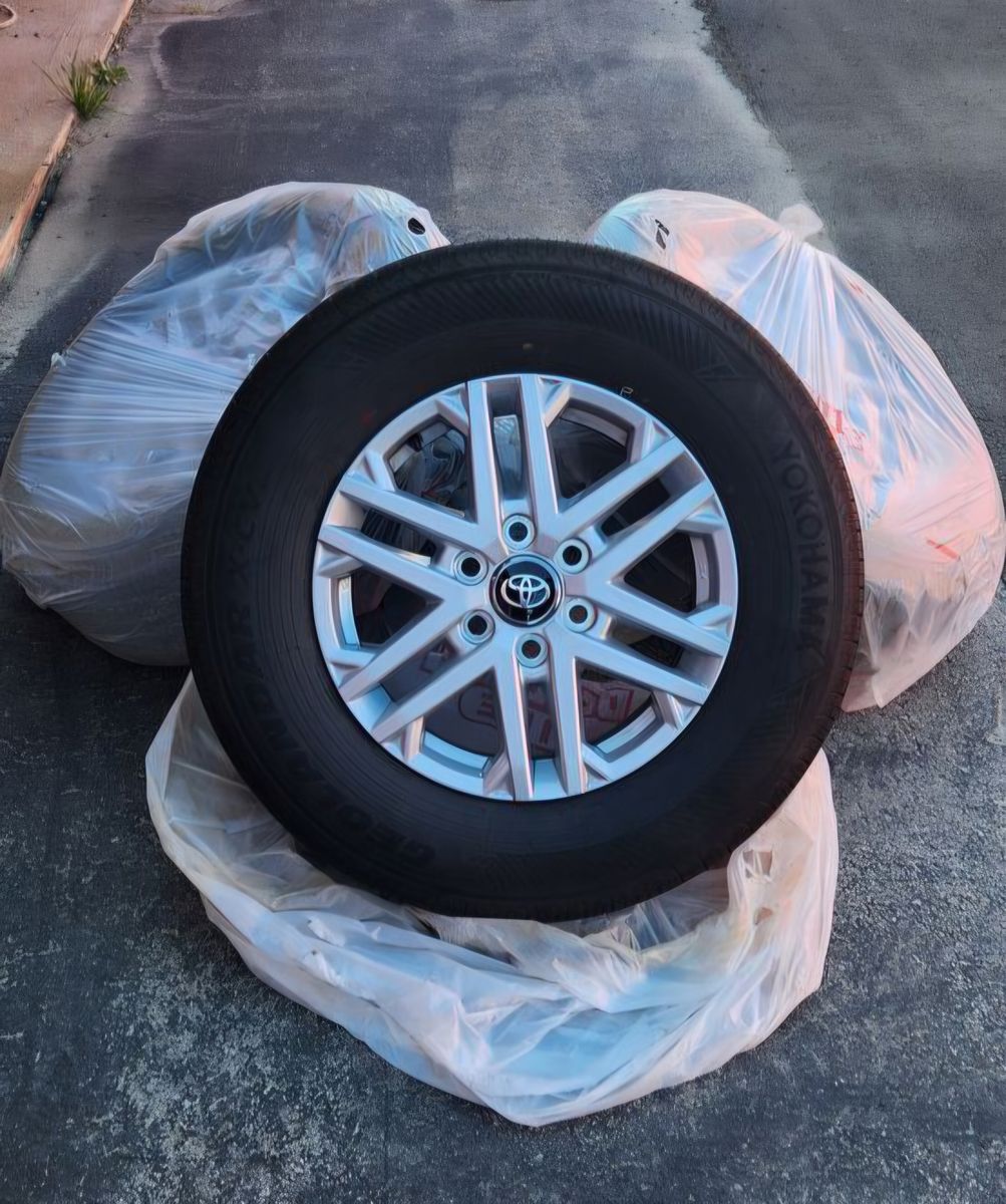 2025 Toyota Tundra Take Off Wheels, Tires, Lug Nuts