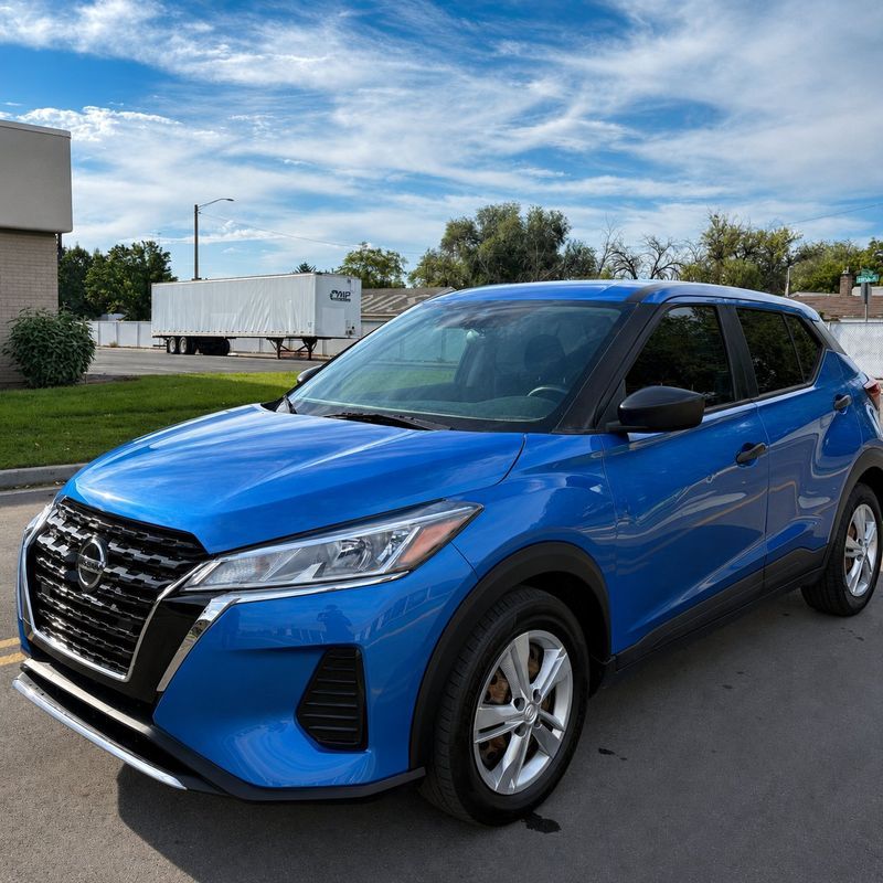 2022 Nissan Kicks S