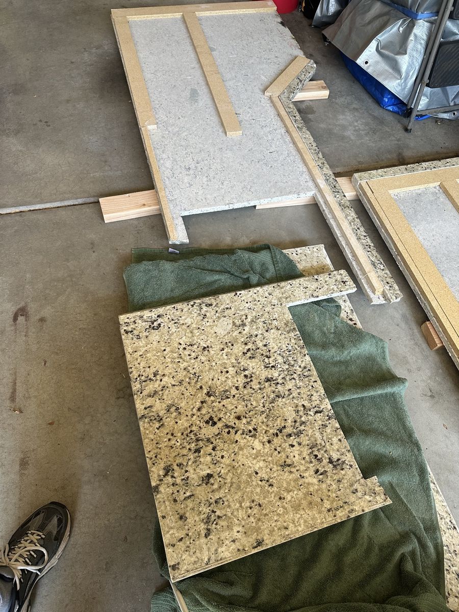 Free Granite kitchen countertops