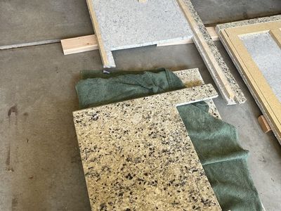 Free Granite kitchen countertops