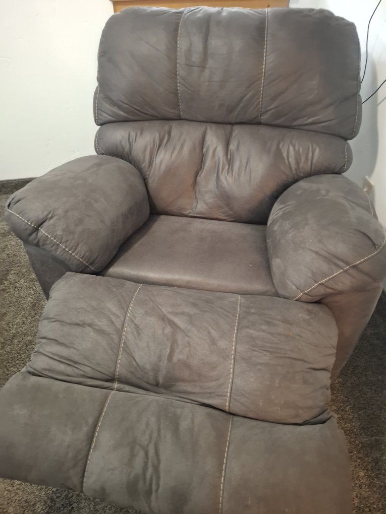 Plush Gray Microfiber Recliner Armchair