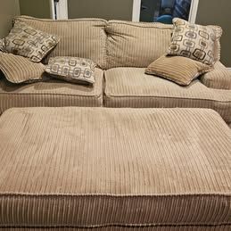 Gardiner Village Sofa Couch with huge Ottoman