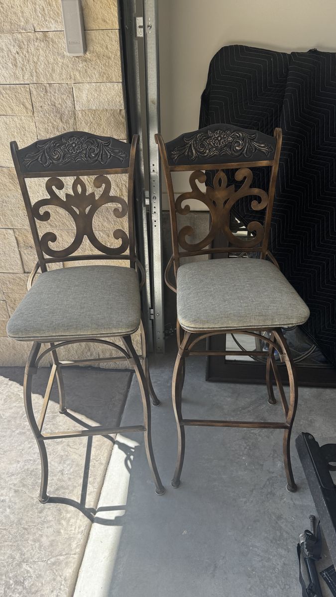 Bar Stools x 2 SWIVEL