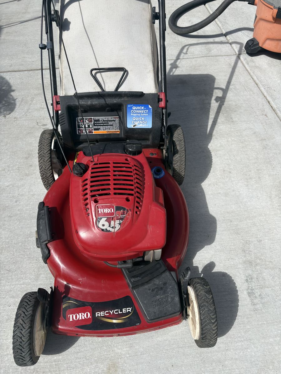 TORO Recycler Push Lawn Mower ( 6.5hp motor )