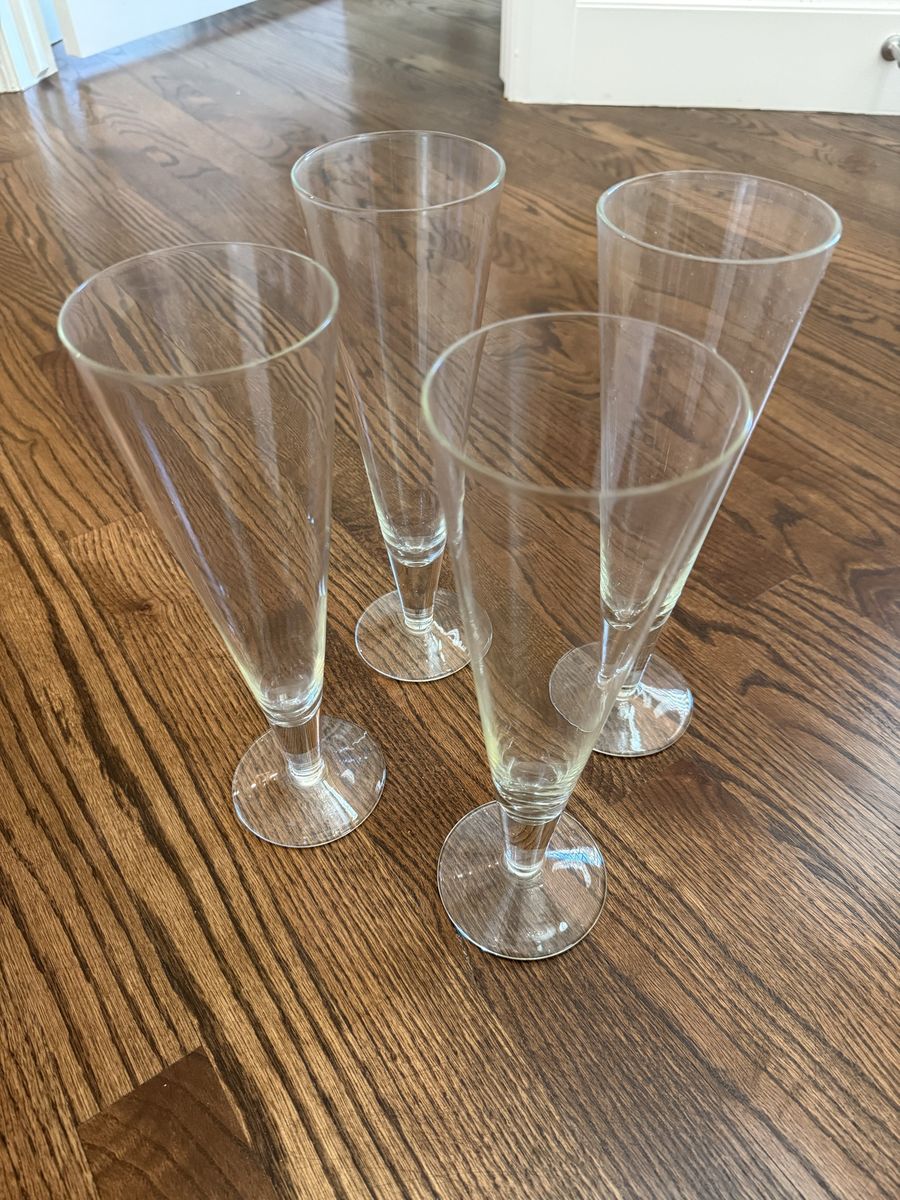 Set of 4 Stockholm Pilsner Glass Stemware 