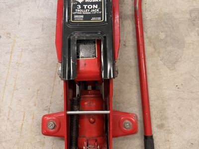 Husky 3 Ton Hydraulic Trolley Floor Jack with Handle