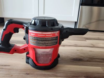 Milwaukee M18 Compact Vacuum - Cordless Handheld 18V - Tool Only