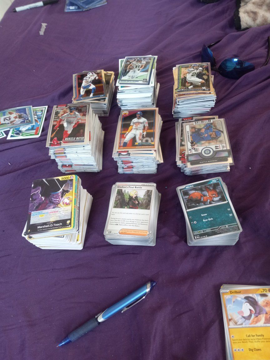 FOOTBALL, BASEBALL, ONE PIECE, POKEMON CARDS (all for $40)
