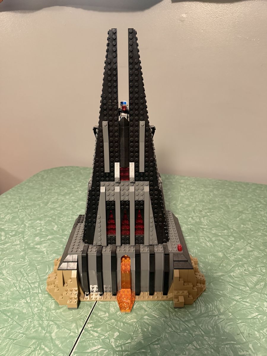 Main image 5