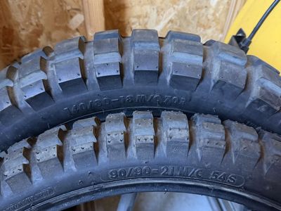 Enduro dual sport tires like new.