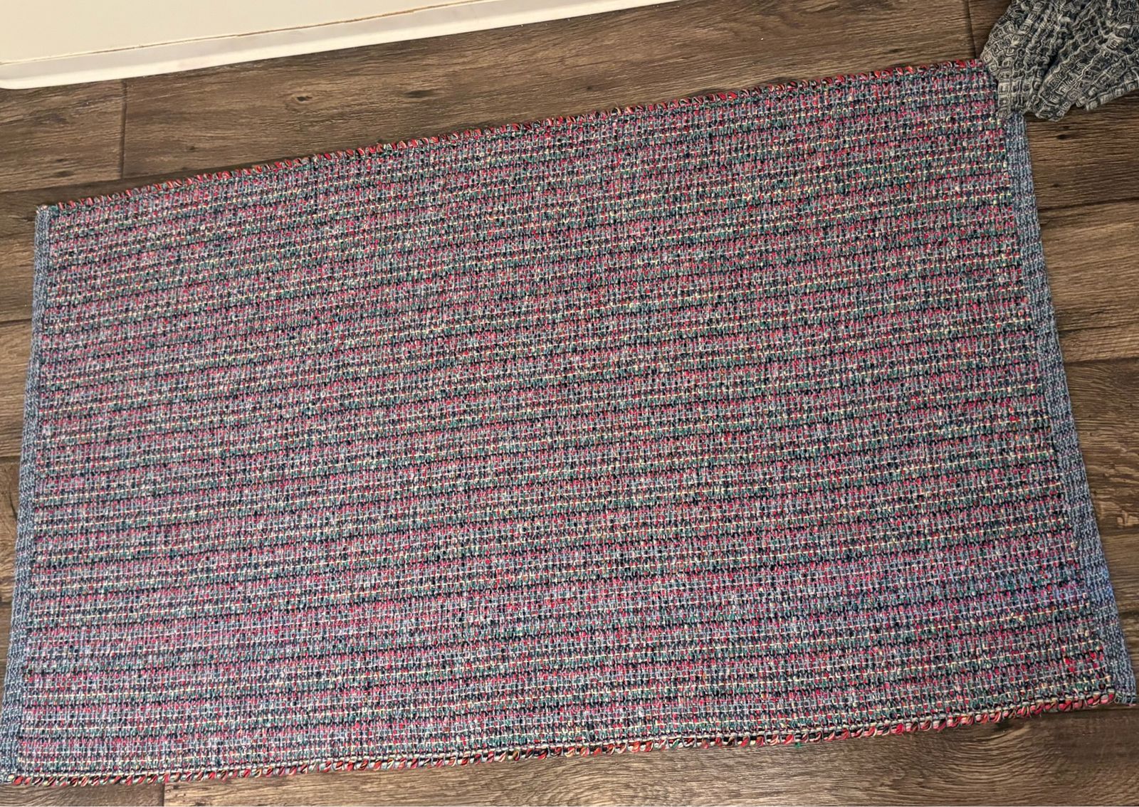 Multi-Color Woven Area Rug / Accent Mat