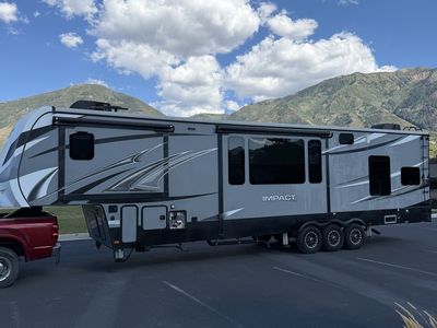 2016 KEYSTONE RV IMPACT TOY HAULER SERIES M-391