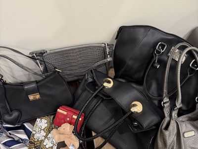 Purse/Handbag collection with trinkets