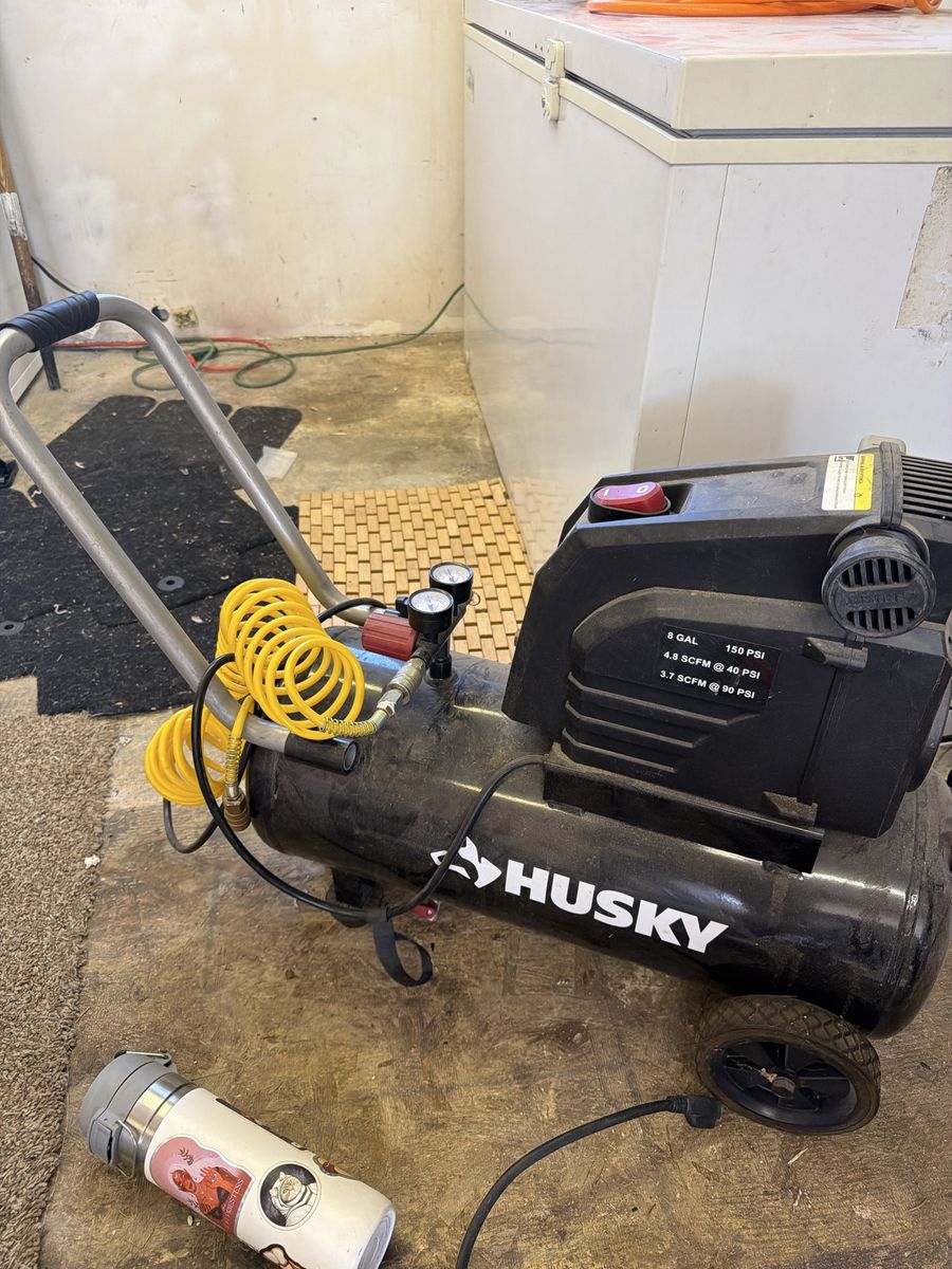 Husky 8 Gallon 150 PSI Portable Electric Air Compressor