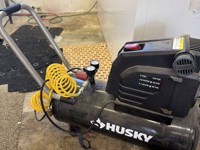 Husky 8 Gallon 150 PSI Portable Electric Air Compressor