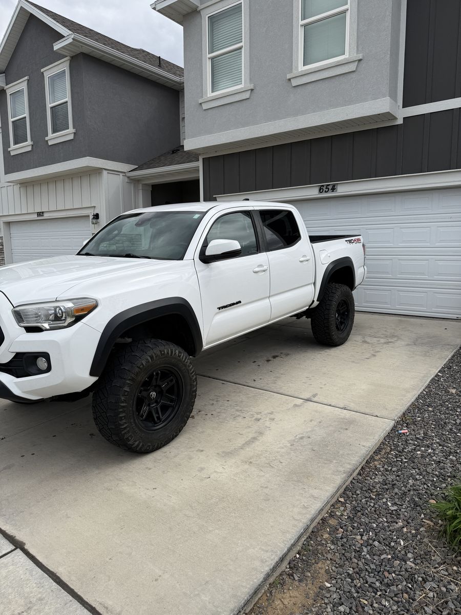 2020 Toyota Tacoma TRD Off-Road