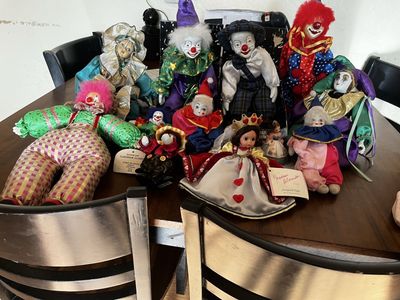 Vintage clown and doll lot (10+)