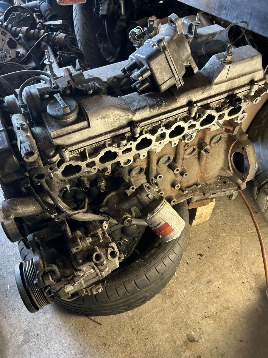 2003 Lexus is300 motor and transmission