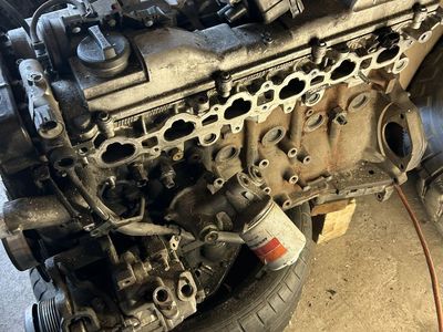 2003 Lexus is300 motor and transmission